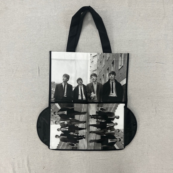 🍏🎶🆕 BEATLES REUSEABLE PACKABLE TOTE 🍏 #FML130034 - Picture 5 of 8